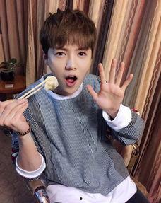 娱乐吃瓜酱小时候  第3张